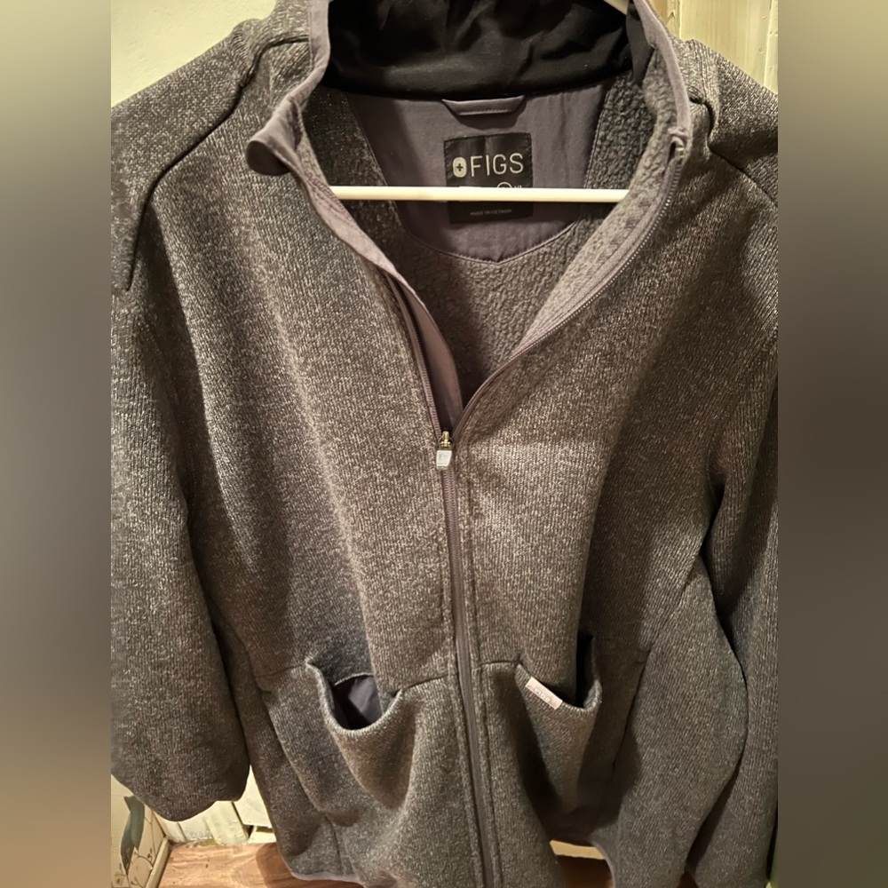 Figs men’s Large on shift knit jacket